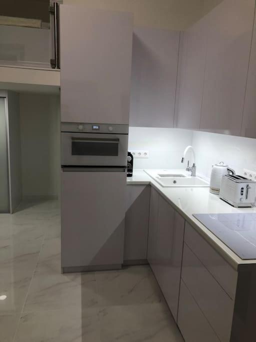 بودابست Colton West Deluxe Apartment المظهر الخارجي الصورة